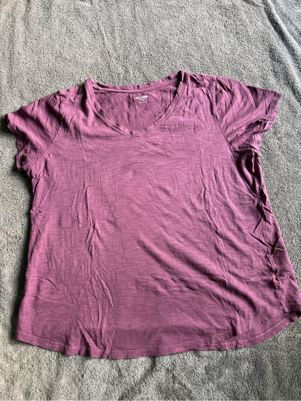Old Navy Women's V-Neck Tee